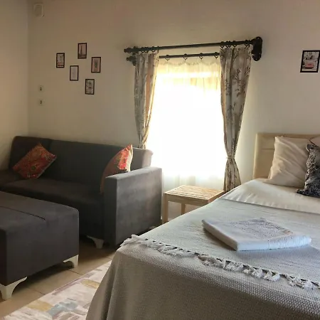Radika Kir Evi منزل ريفي
